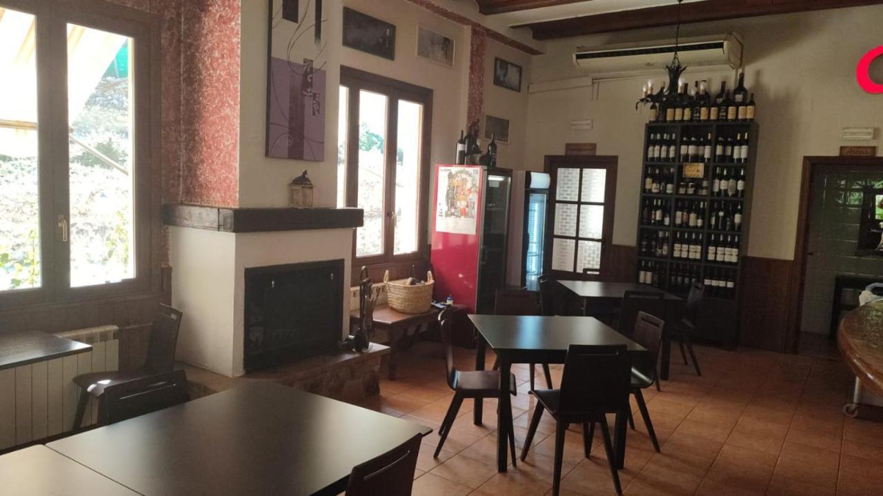 Hostal Restaurante Andra Rio Madera 外观 照片
